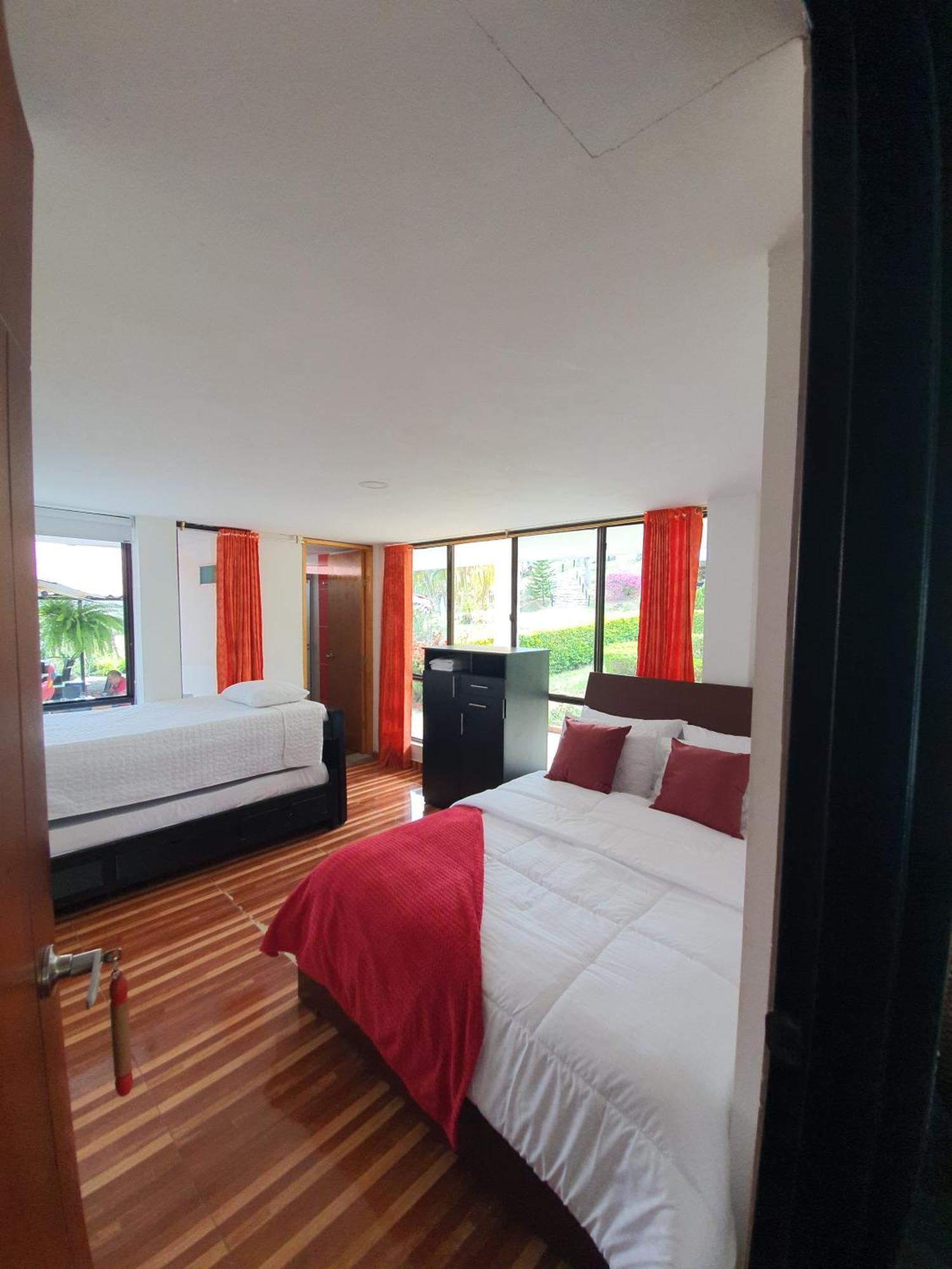 Hotel & Restaurante Campestre La Siria San Juan de Rioseco Dış mekan fotoğraf